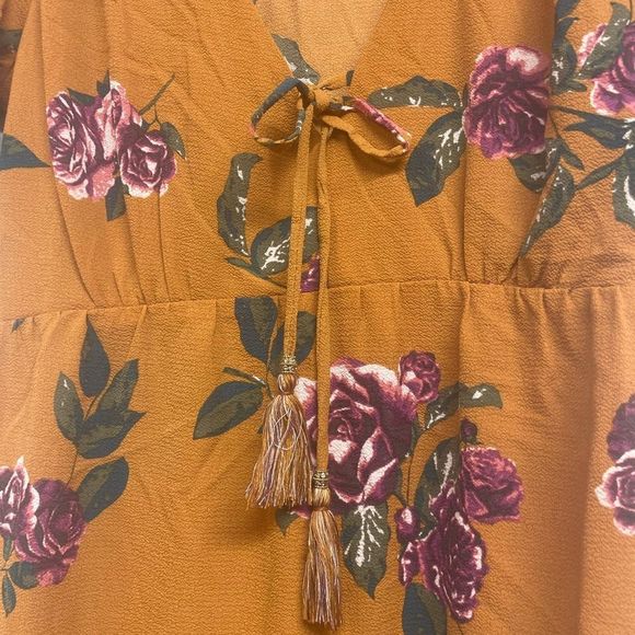 Women’s xhilaration Floral minidress - Picture 4 of 9